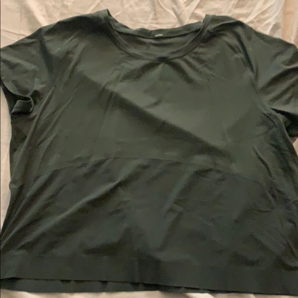 Lululemon top